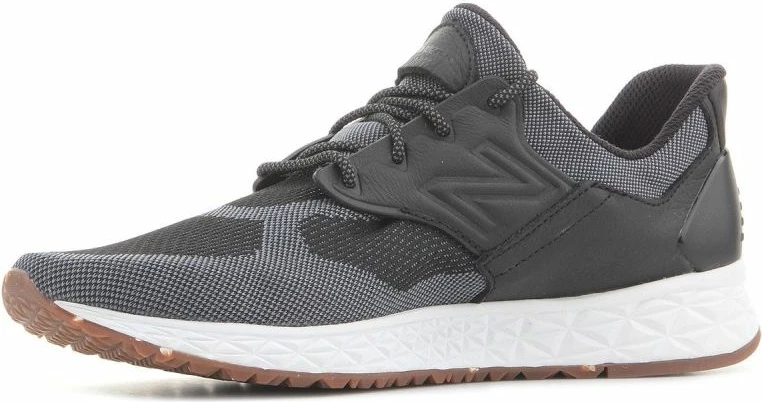 Atlete për meshkuj New Balance, të zezë