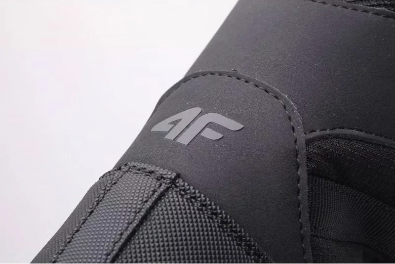 Atlete për fëmijë 4F, të zeza