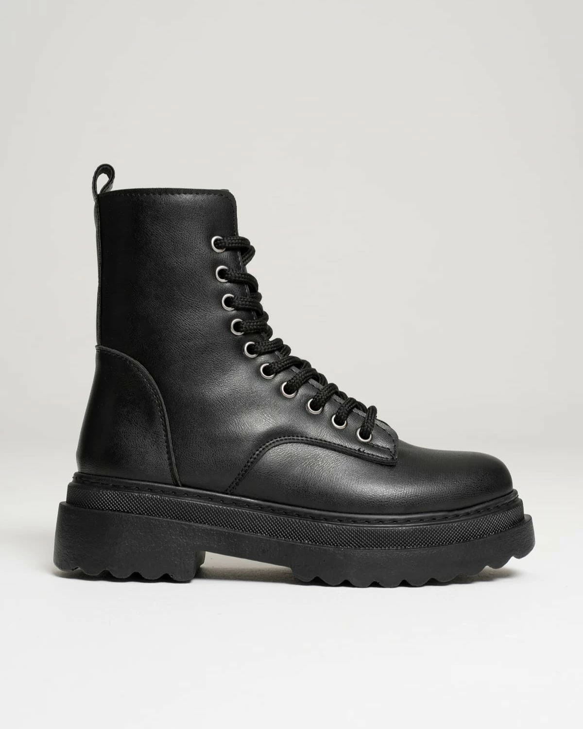 Arven Black