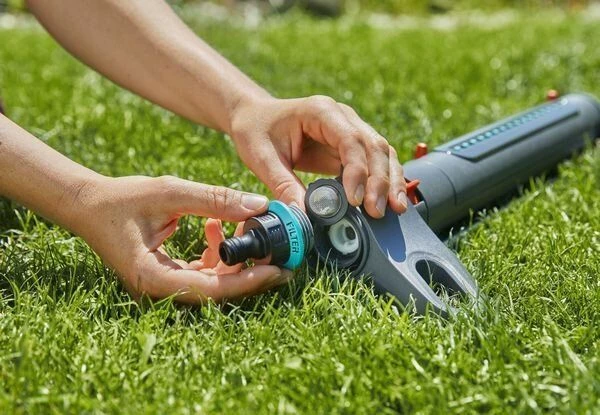 Spërkatës lëkundës Gardena AquaZoom L gri/portokalli
