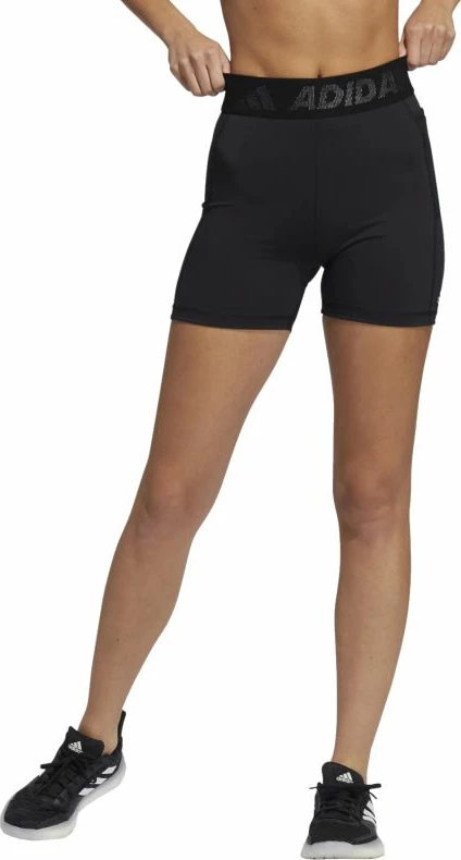 Shorce për femra adidas Techfit, të zeza