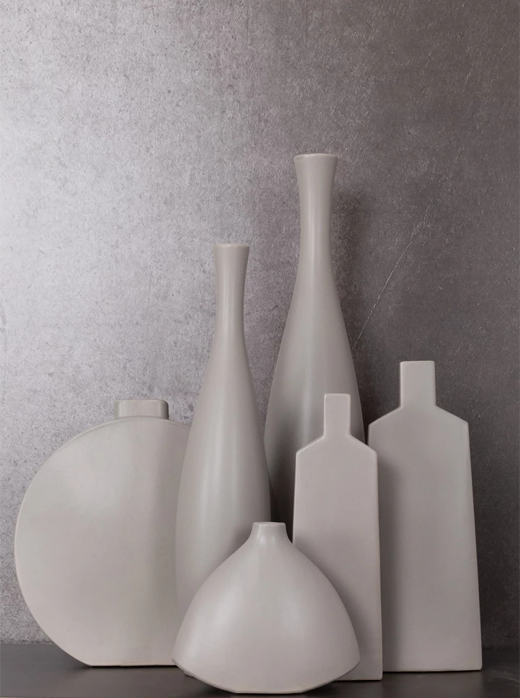 Vazo LUI, qeramike, ngjyrë gri mat, 15x5x35cm