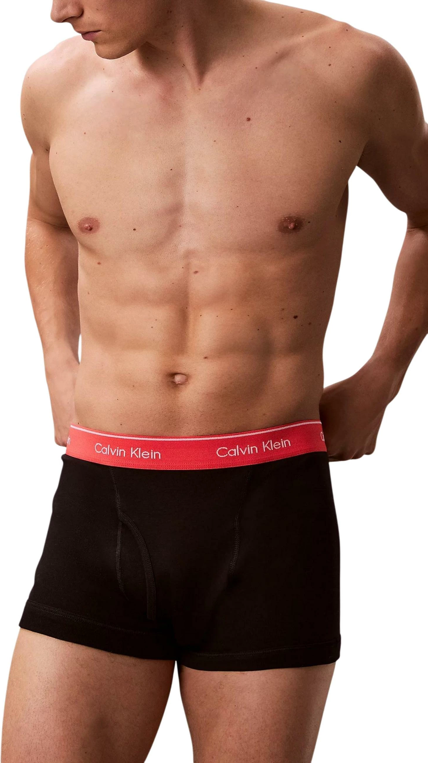 Set të brendshme për meshkuj Calvin Klein Underwear TRUNK 3 PK 000NB4002A, të zeza [Madhësia: XL]
