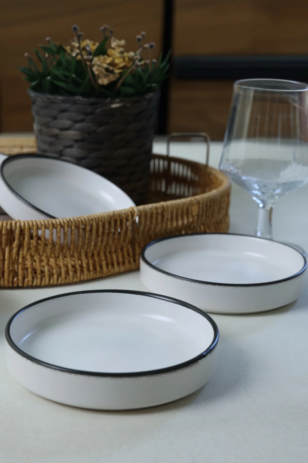 Set tasash për salcë, 6 copë, ngjyrë e bardhë mat, Hermia Concept, X00019024