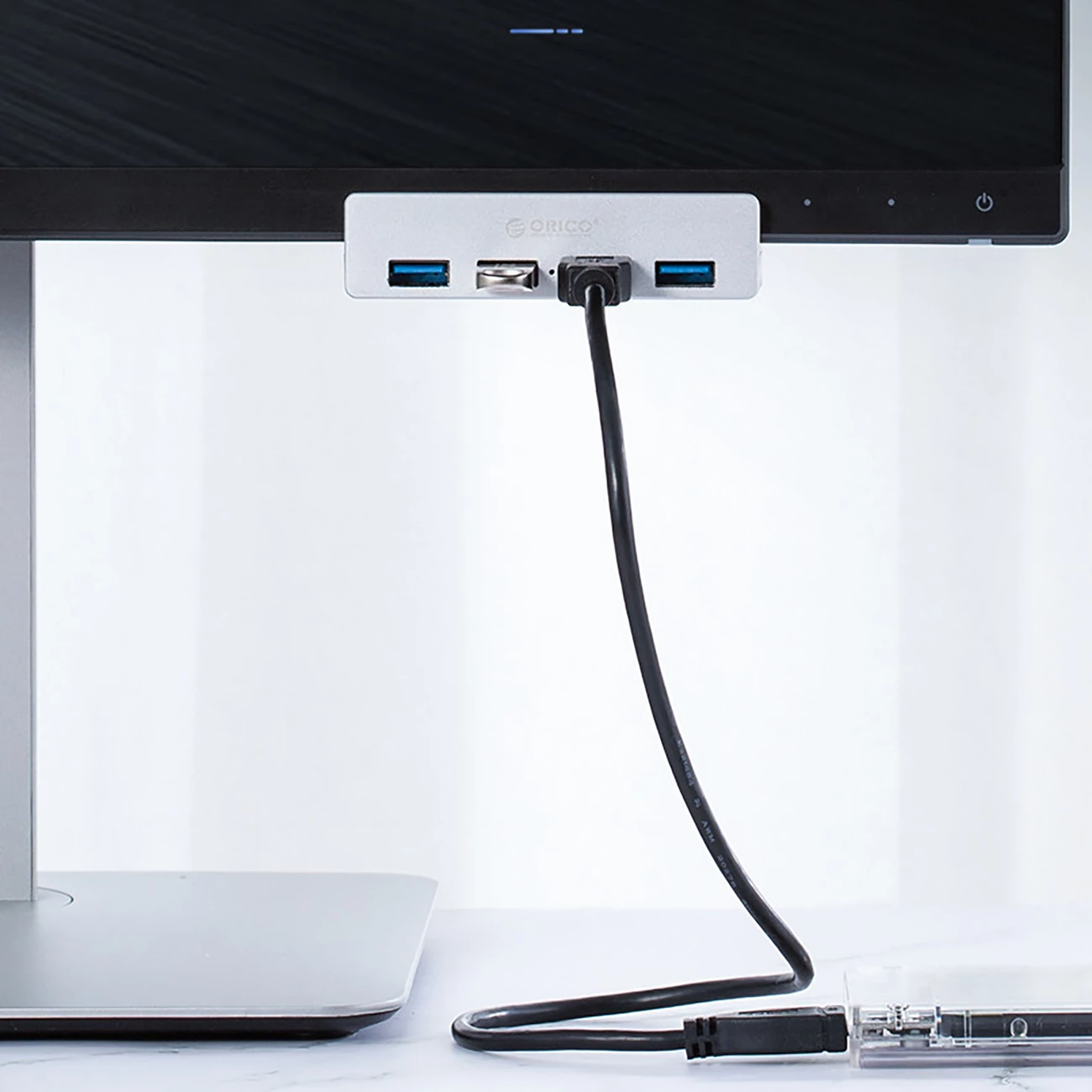 Hub USB Orico MH4PU me kapëse, 4x USB-A 3.0, Argjendtë