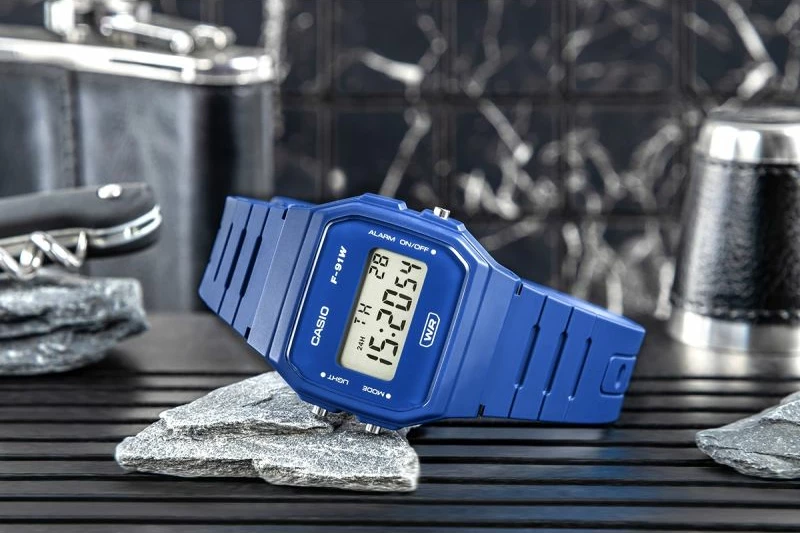 Orë dore unisex Casio F-91WB-2A1EF, blu, me kuti
