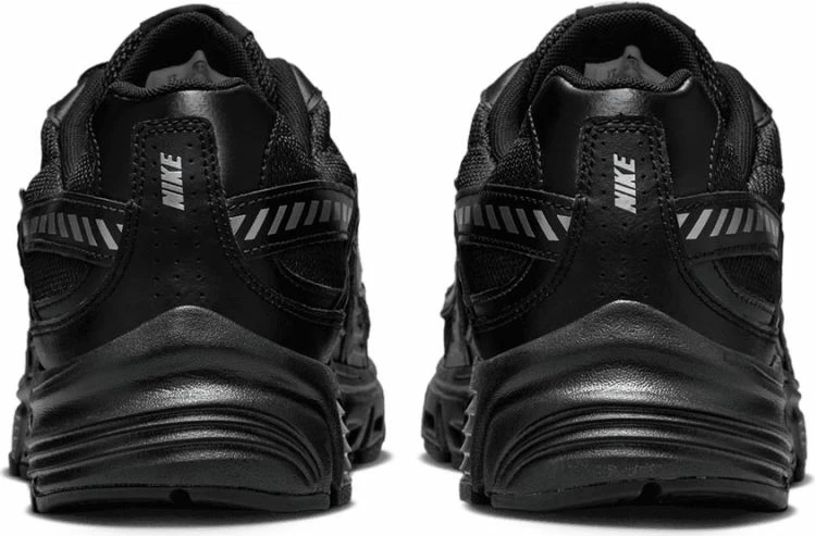 Atlete Nike Initiator IB4595-001 [Madhësia: 42.5]