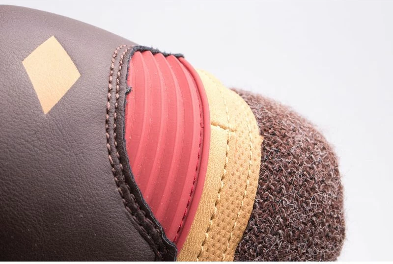 Atlete për meshkuj Lee Cooper, të kafëta