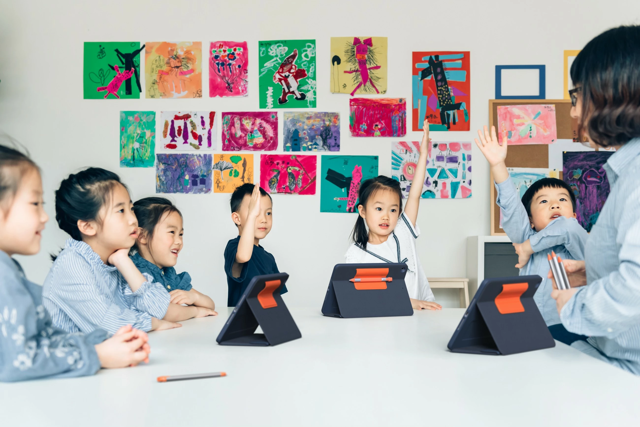 Mbështjellës me tastierë Logitech Rugged Combo 3 për iPad Gen 7/8, classic blue