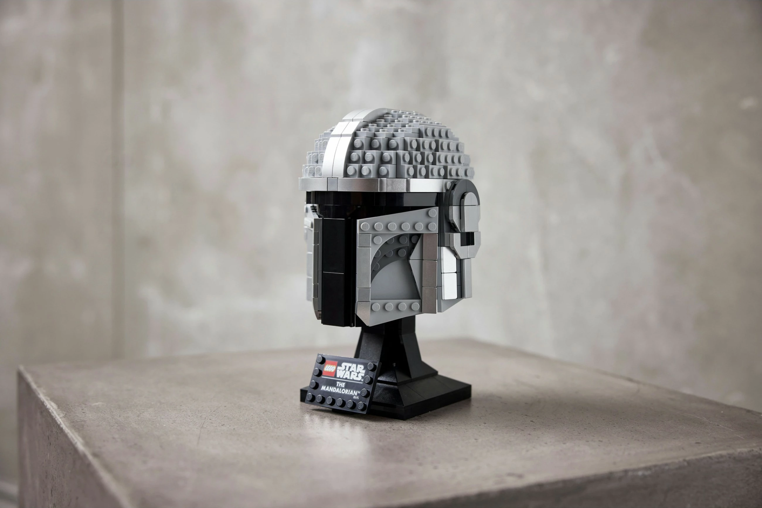 Set ndërtimi LEGO Star Wars The Mandalorian Helmet, 584 pjesë, shumëngjyrësh