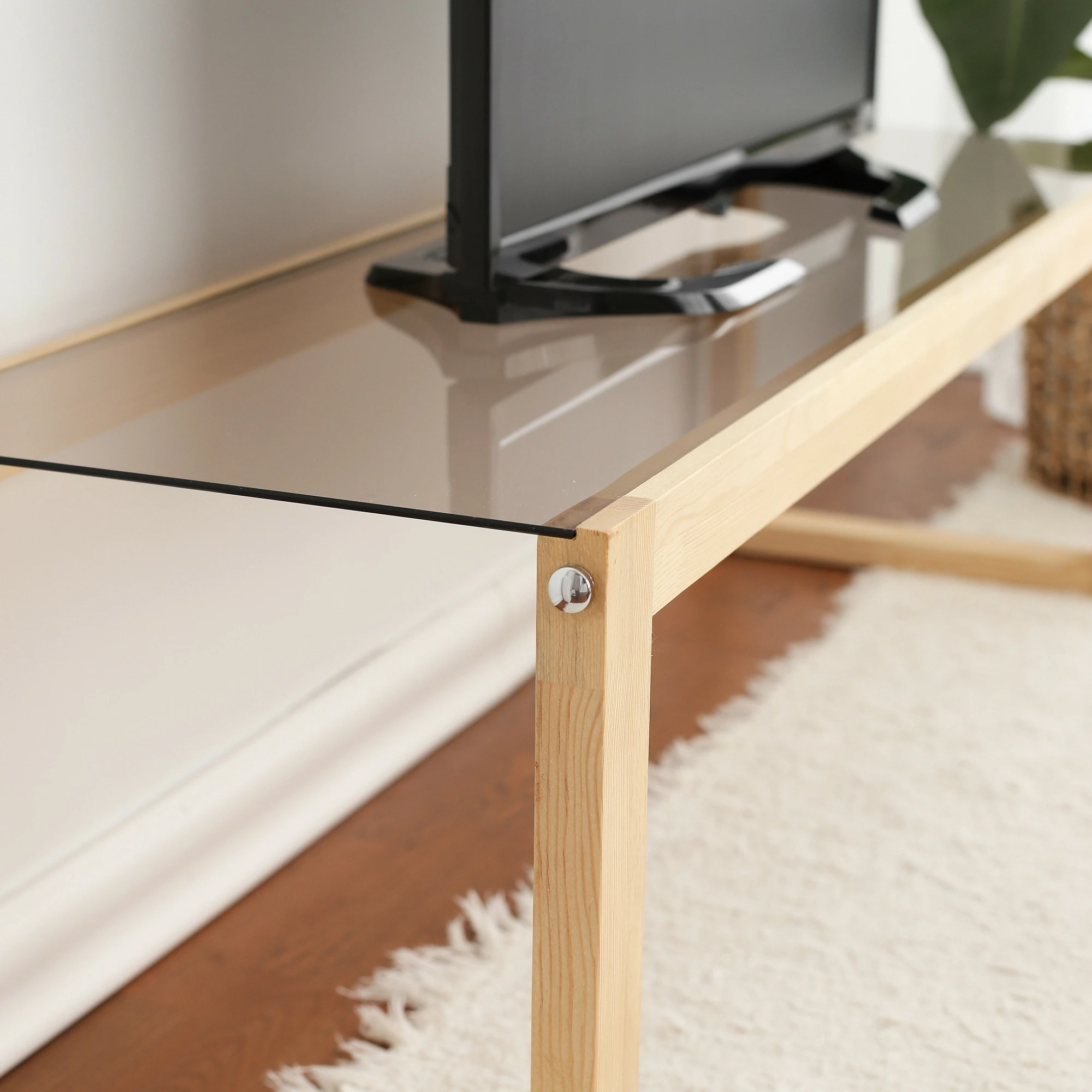 Komodë TV Hanah Home, Via, ngjyrë natyrale
