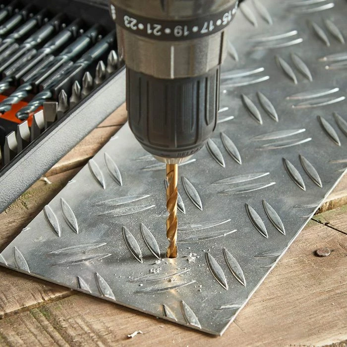 Set maje shpimi VONHAUS 3515384, 246 copë, për dru/metal/beton, me kasë, zi/portokalli