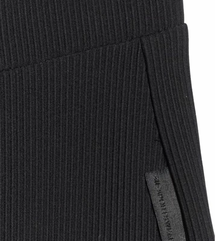 Hellonka për femra 4F, të zeza