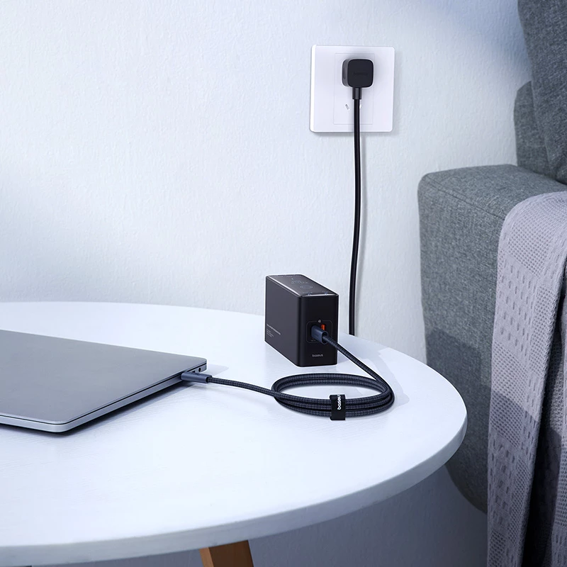 Kabllo USB-C Baseus CB000068, 1m, 240W, 8K 60Hz, e zezë