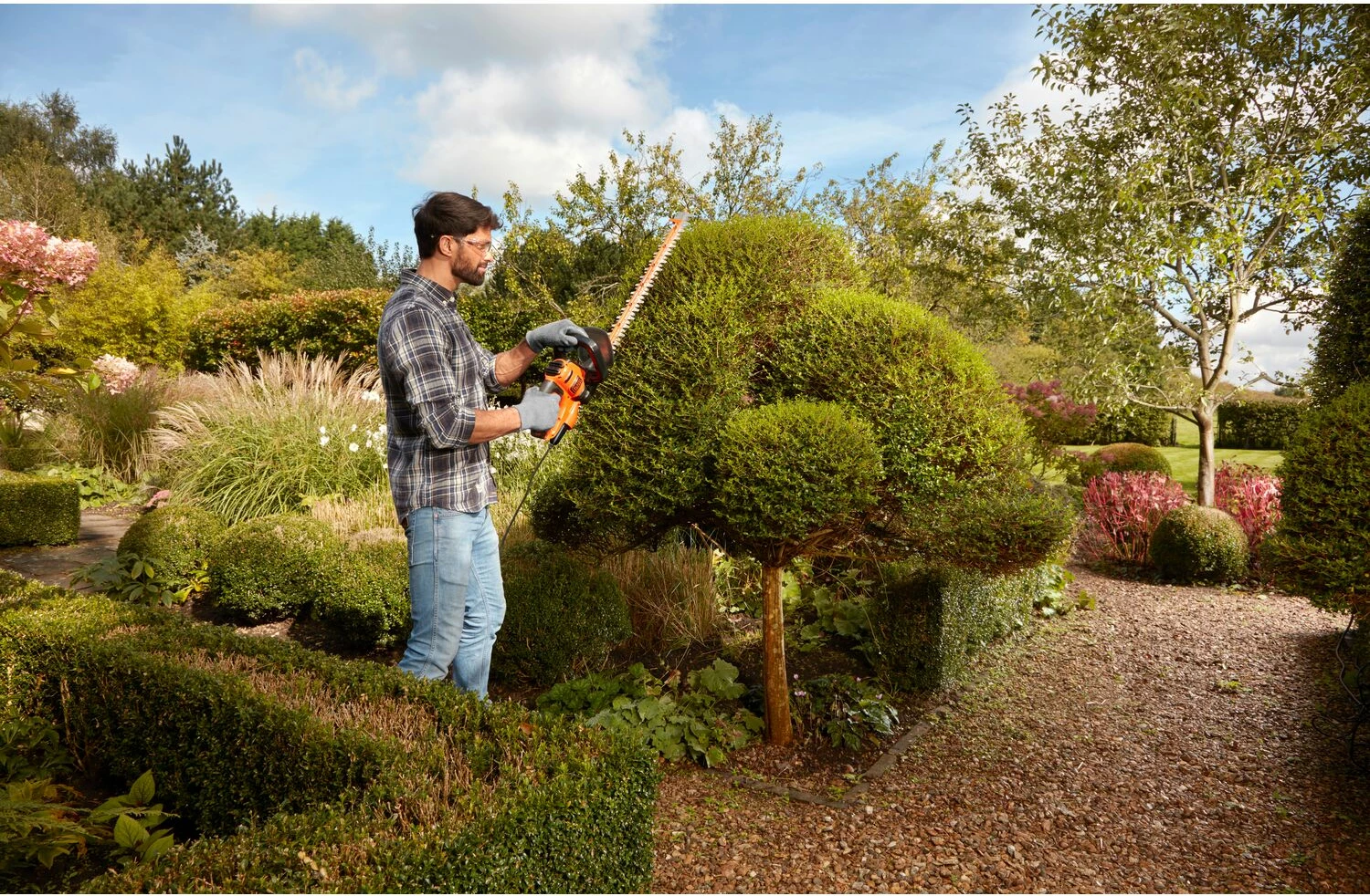 Gërshërë elektrike për gardh Black+Decker BEHTS501 600 W, teh 60 cm