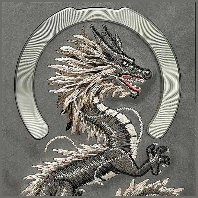 Kapak MagSafe Nimmy Dragon për iPhone 16 Pro, gri