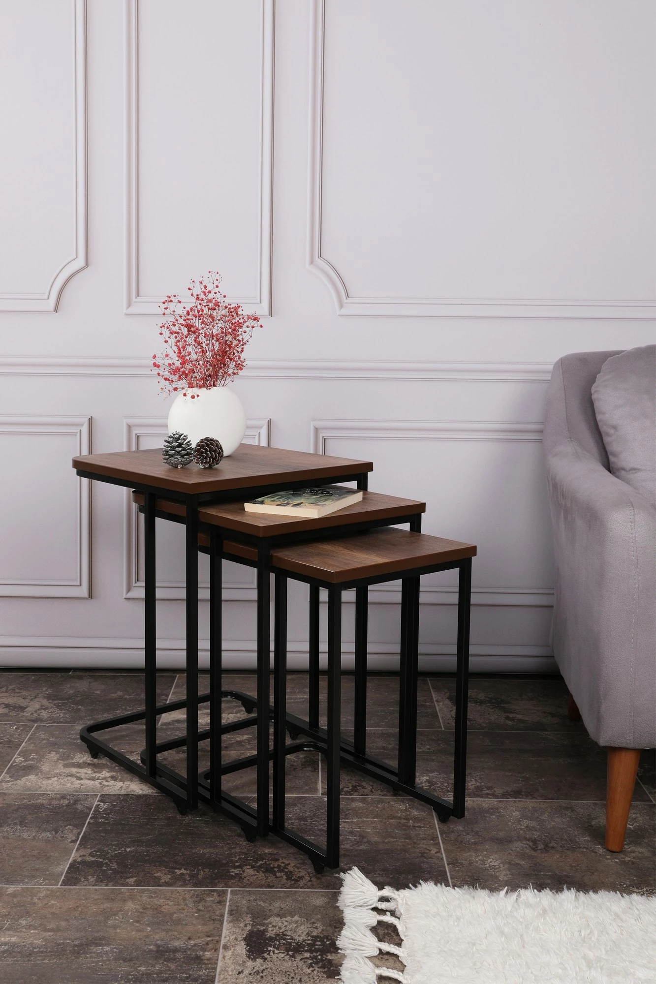 Set tavolinash ndihmëse (3 copë), Hanah Home, metal, ngjyrë arre e zezë, 9401