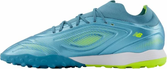 Atlete futbolli New Balance Tekela Team Low Laced TF V5 NBUT3TL6HP [Madhësia: 39.5]