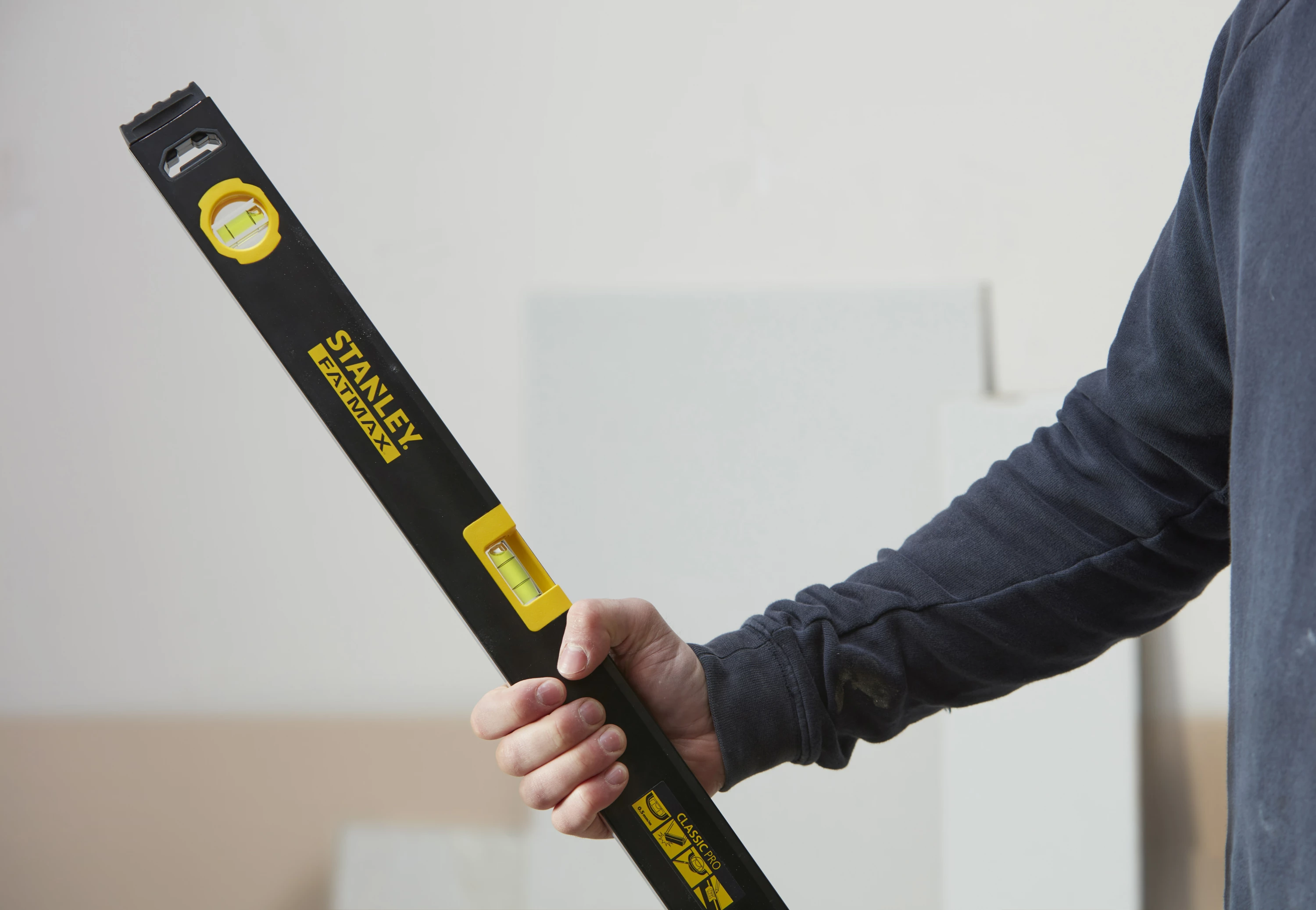 Libelë Stanley FATMAX Classic Pro FMHT42554-1 60cm e zezë/verdhe