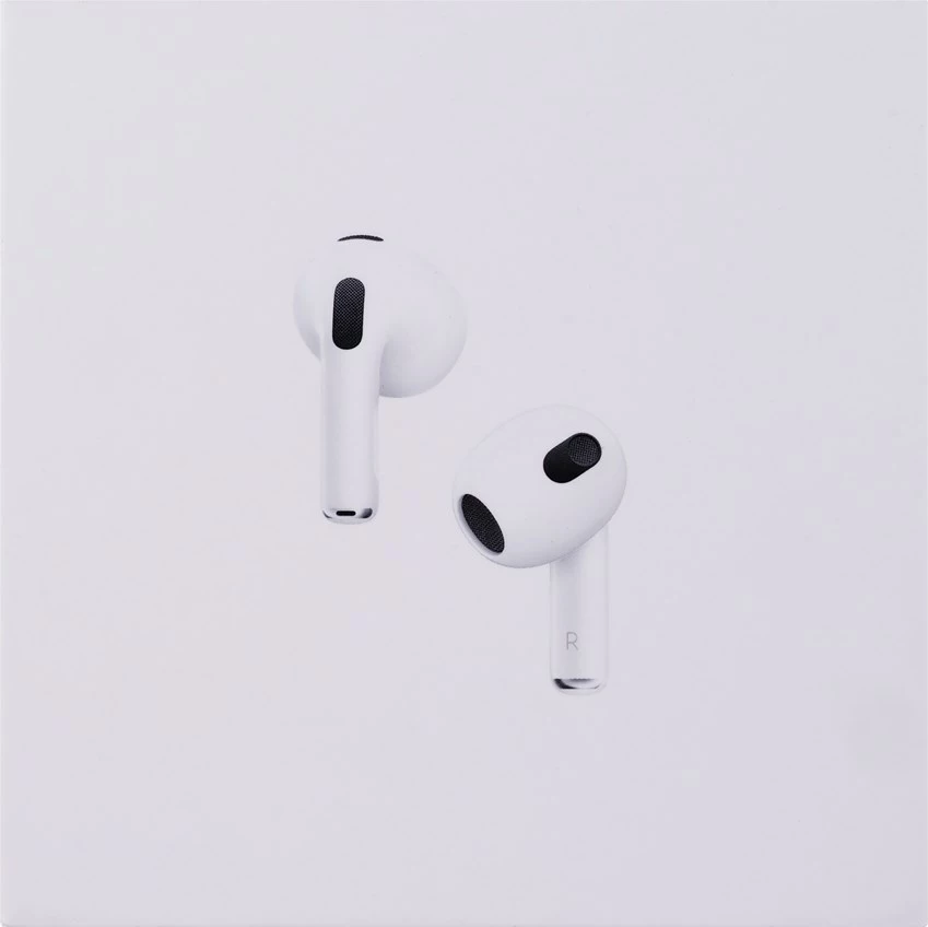Kufje Apple AirPods gjenerata e 3-të me kuti karikimi Lightning, të bardha