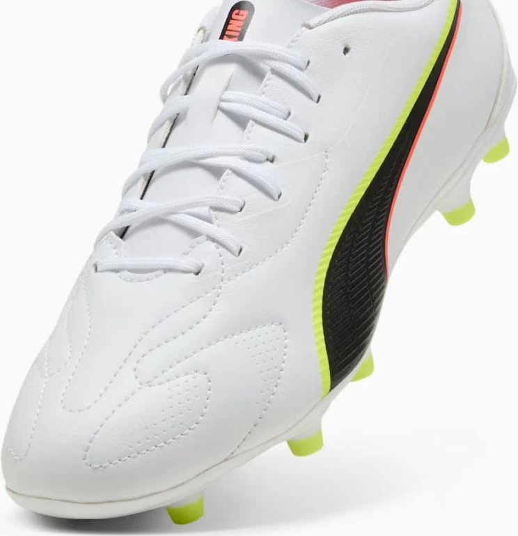 Atlete futbolli Puma për meshkuj