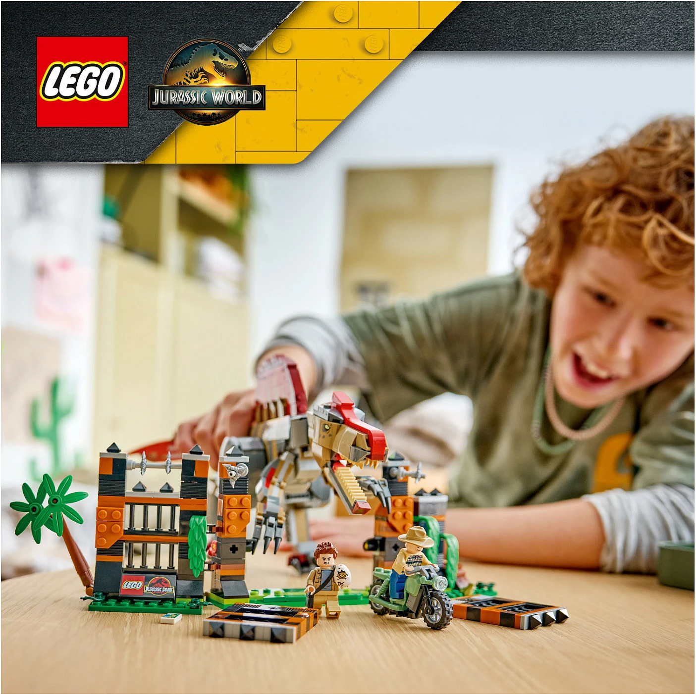 Set LEGO Jurassic World 77982 Spinosaurus Escape, 820 copë, 9+