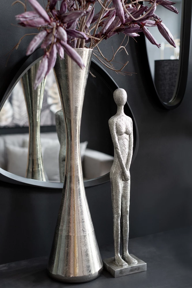 Figurë dekorative ANKHOU, polirezine, ngjyrë argjendi, 14x11x67cm