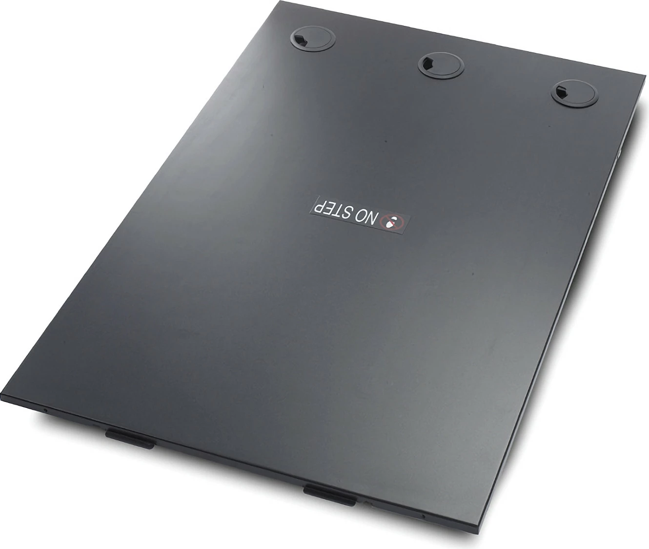 Rack serveri APC NetShelter SX 24U, 19", 600x1070x1199 mm, i zi