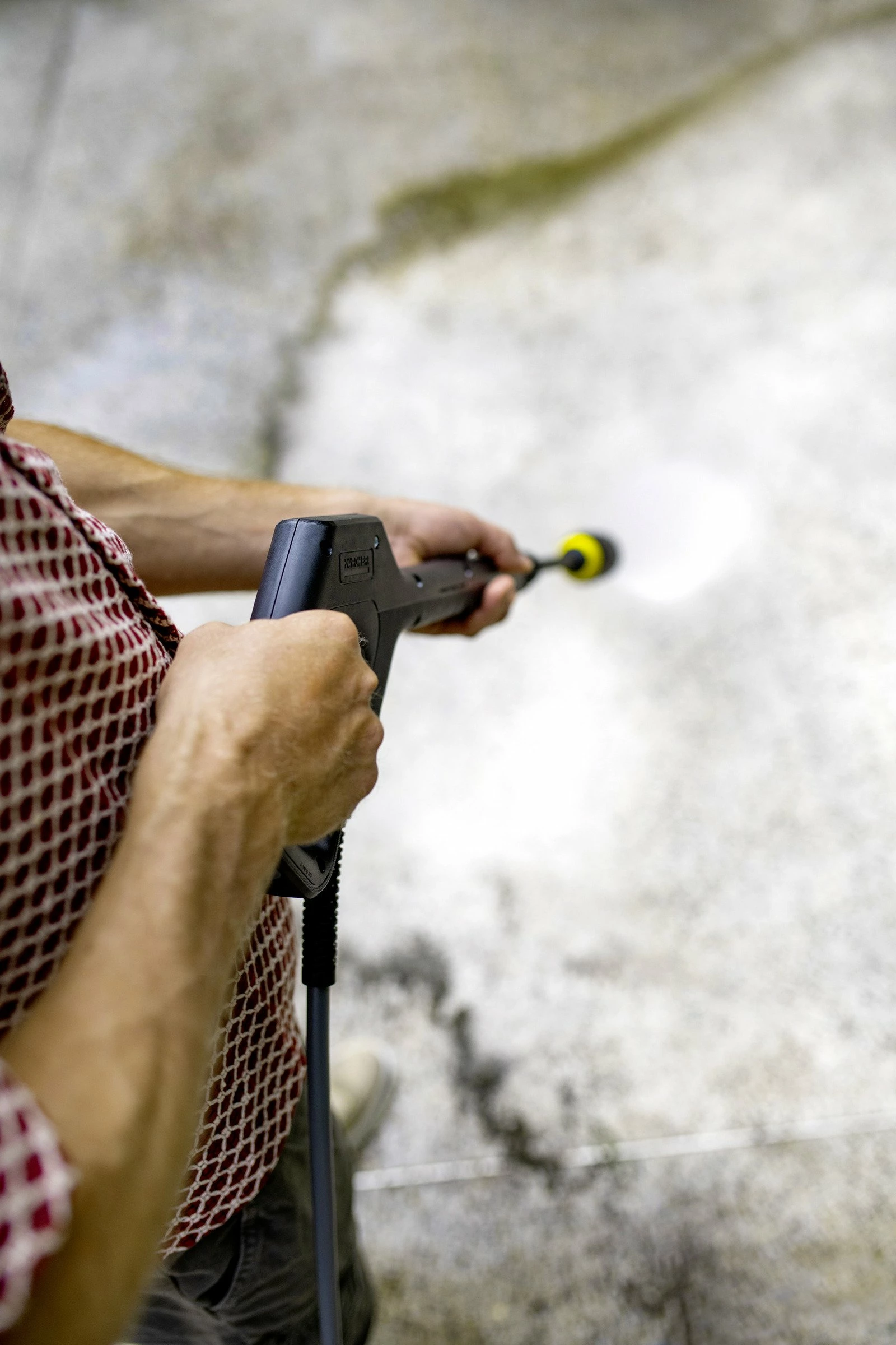 Lavarëse me presion Karcher K 4 Comfort Premium Home 1.324-753.0, 130 bar, 1800 W, 420 l/h, zorrë 8 m, Home Kit, e verdhë/zezë