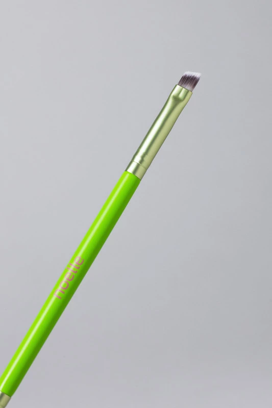 Noelle Makeup brush 18.1 EYEBROWS