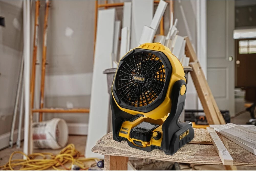 Ventilator me bateri DeWalt DCE512N 18V, kokë rrotulluese 180°, 18 m³/min, vetëm trup, verdhë/zi