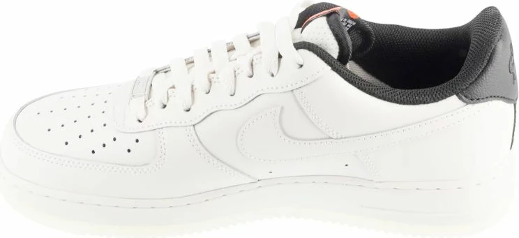 Atlete Nike Air Force 1 07 IQ0293-030, të bardha [Madhësia: 45.5]