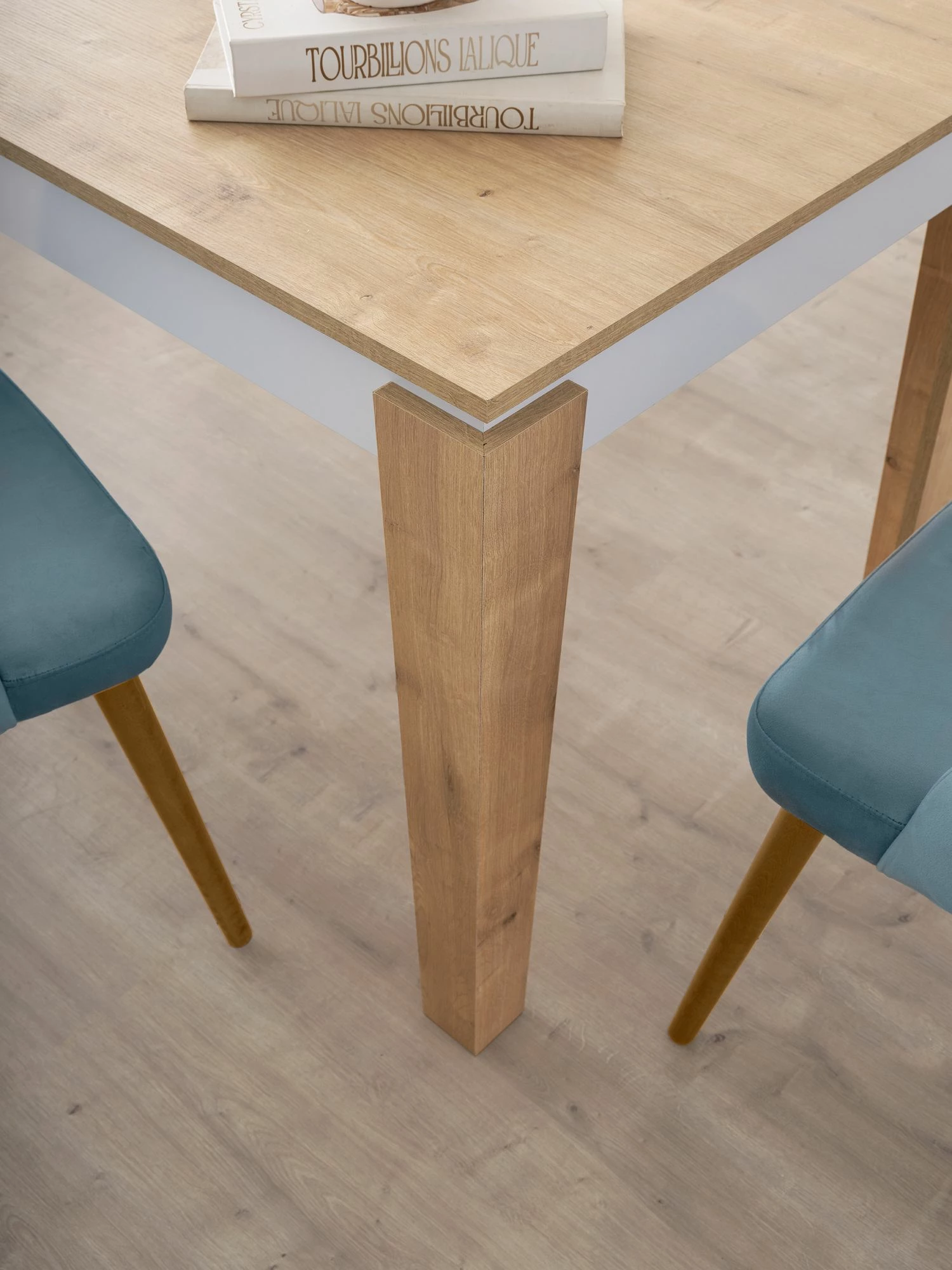 Tavolinë ngrënieje, ngjyrë lis dhe e bardhë, Skye Decor, Asos - 2971