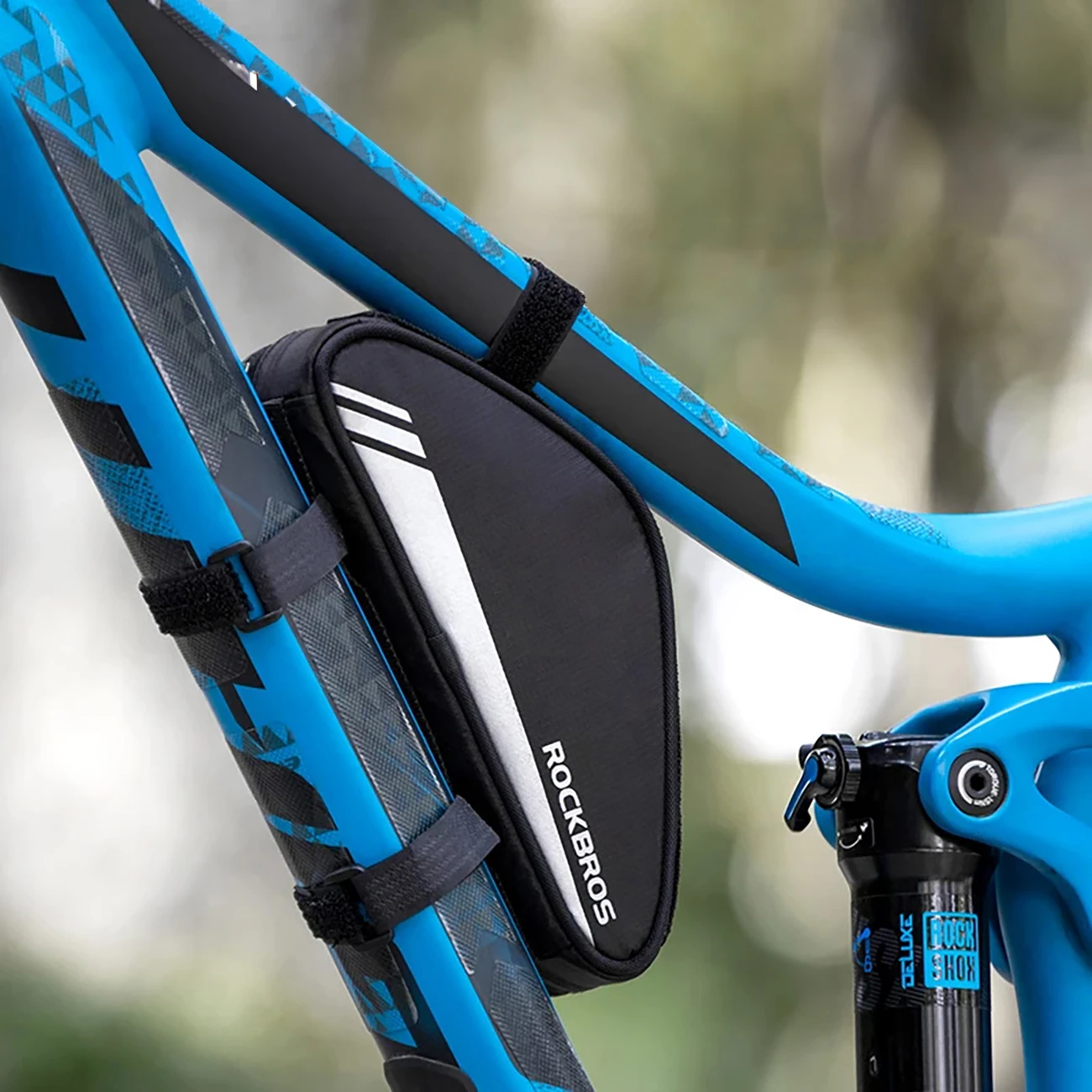 Çantë kornize për biçikletë Rockbros B55-BK, 0.7L, najlon, e zezë