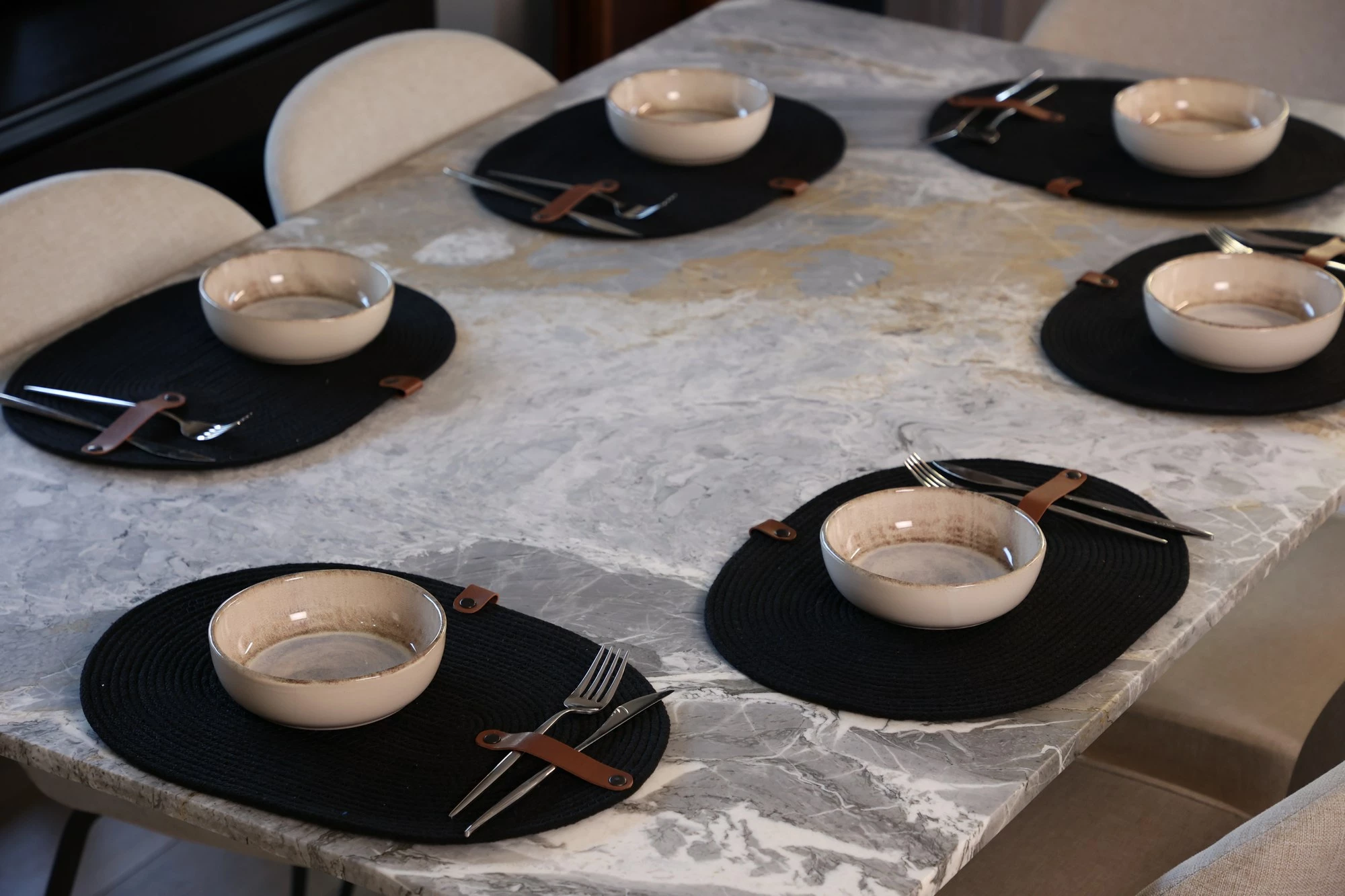 Set nënshimesh tavoline (6 copë), Aberto Design, JUT08001108D, ngjyrë e zezë