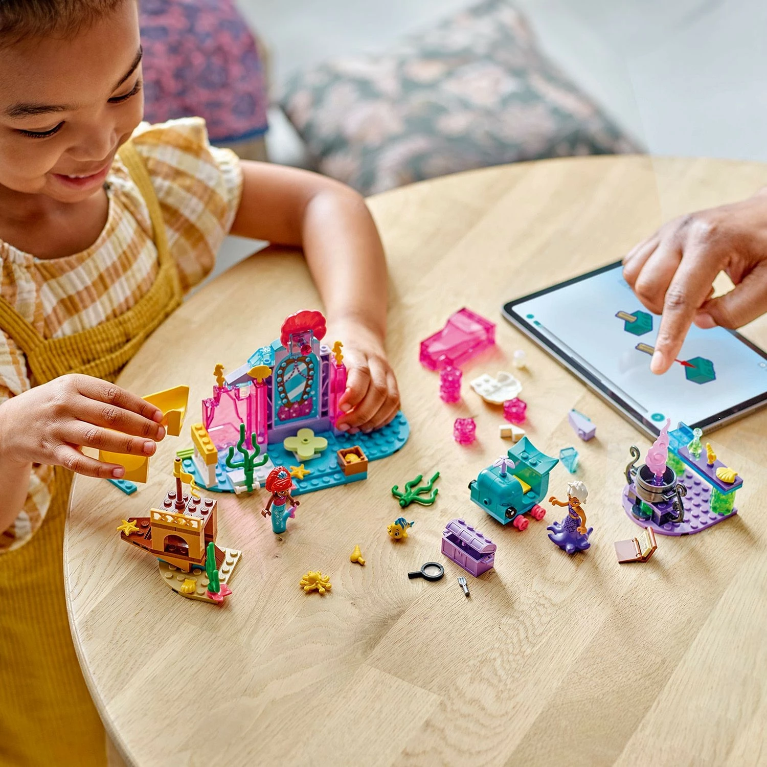 Set ndërtimi LEGO Disney 43254 Arielles Kristallhhle, shumëngjyrësh