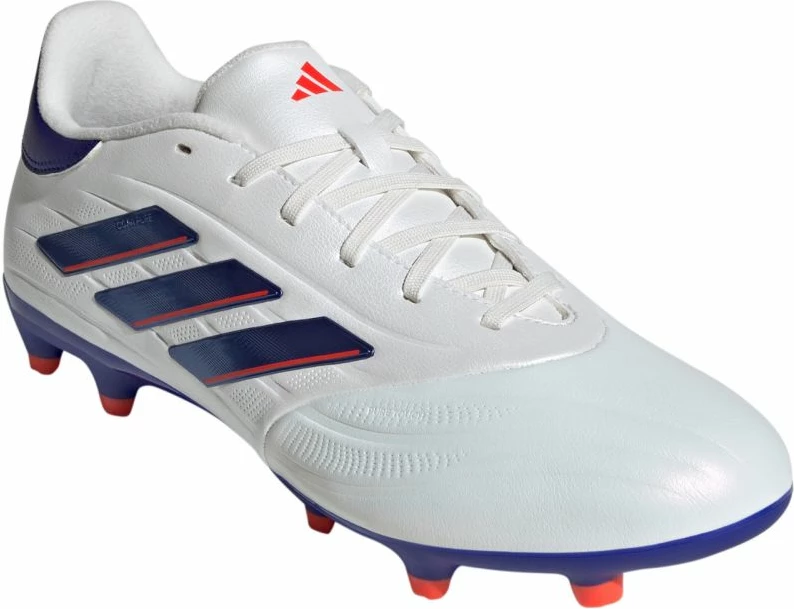 Atlete futbolli adidas për meshkuj, të bardha