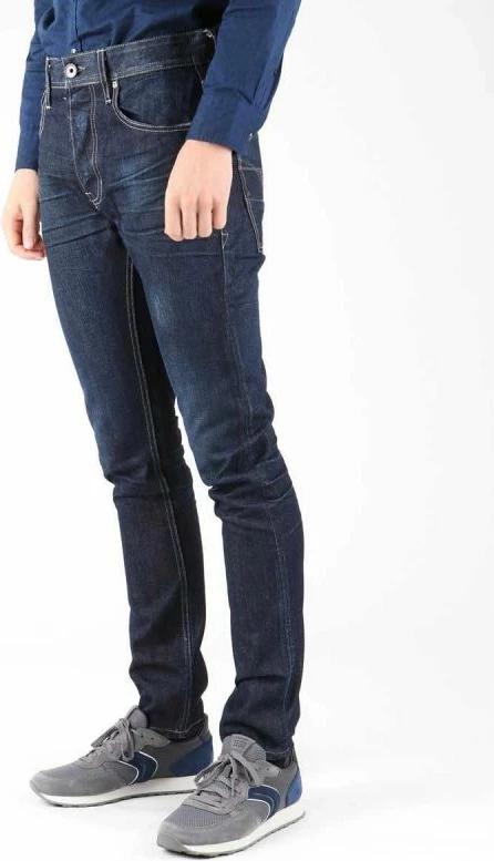 Xhinse për meshkuj Guess