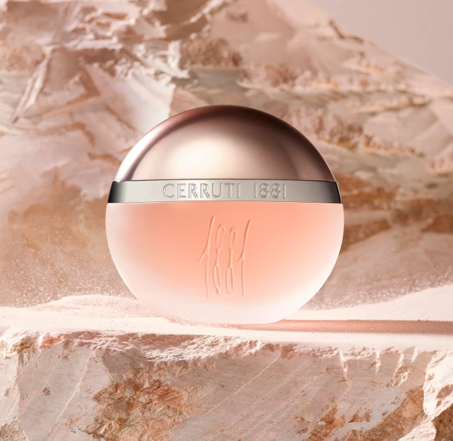 Eau de Toilette Cerruti 1881 Femme, 50ml