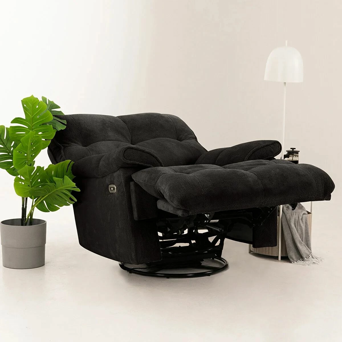 Karrige relaksuese elektrike, ngjyrë e zezë, Atelier del Sofa