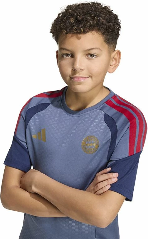 Maicë për fëmijë adidas FC Bayern 26/27 Training JSY Junior KF1000 [Madhësia: 176 cm]