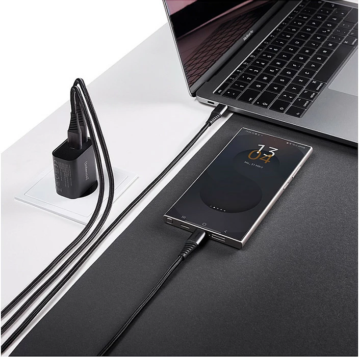 Adapter rryme Intenso W30AC, 30W, USB-C + USB-A, i zi