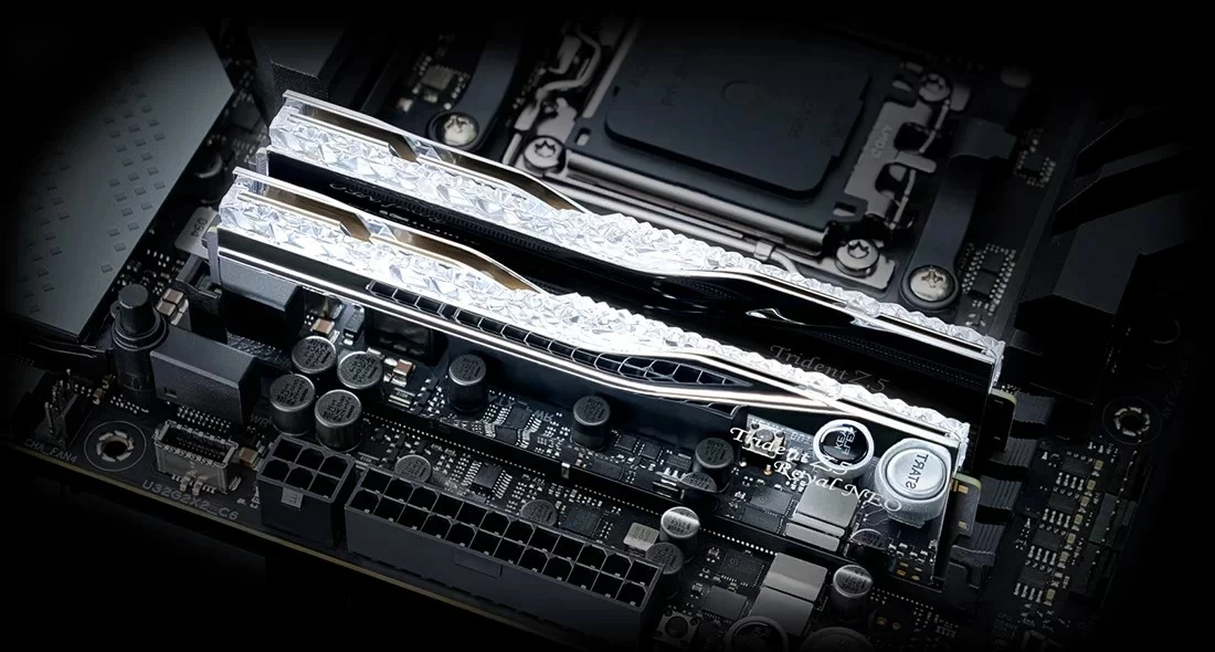RAM Memorje G.SKILL Trident Z5 Royal Neo, 64 GB (2x32 GB), DDR5, Multicolor