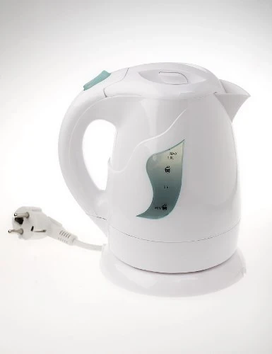 Vluese uji Adler AD 08, 1 L, 850 W, e bardhë 