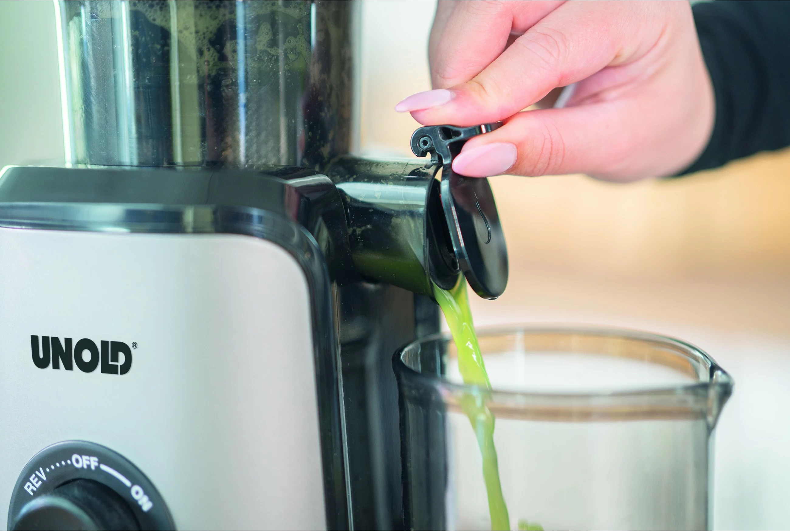 Slow juicer UNOLD 78275 Sam, 0.8L, 80 RPM, charcoal