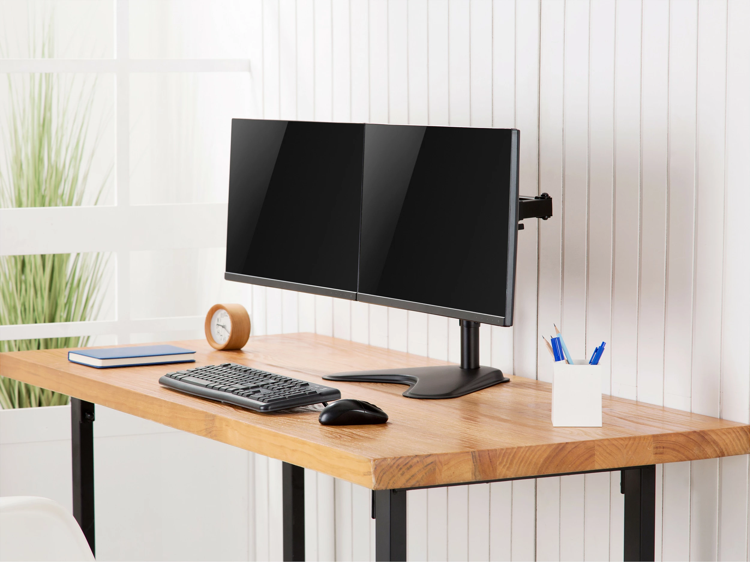 Mbajtëse monitori tavoline EQUIP 17"-32", për 2 monitorë, VESA 75x75/100x100, 8 kg për monitor, e zezë