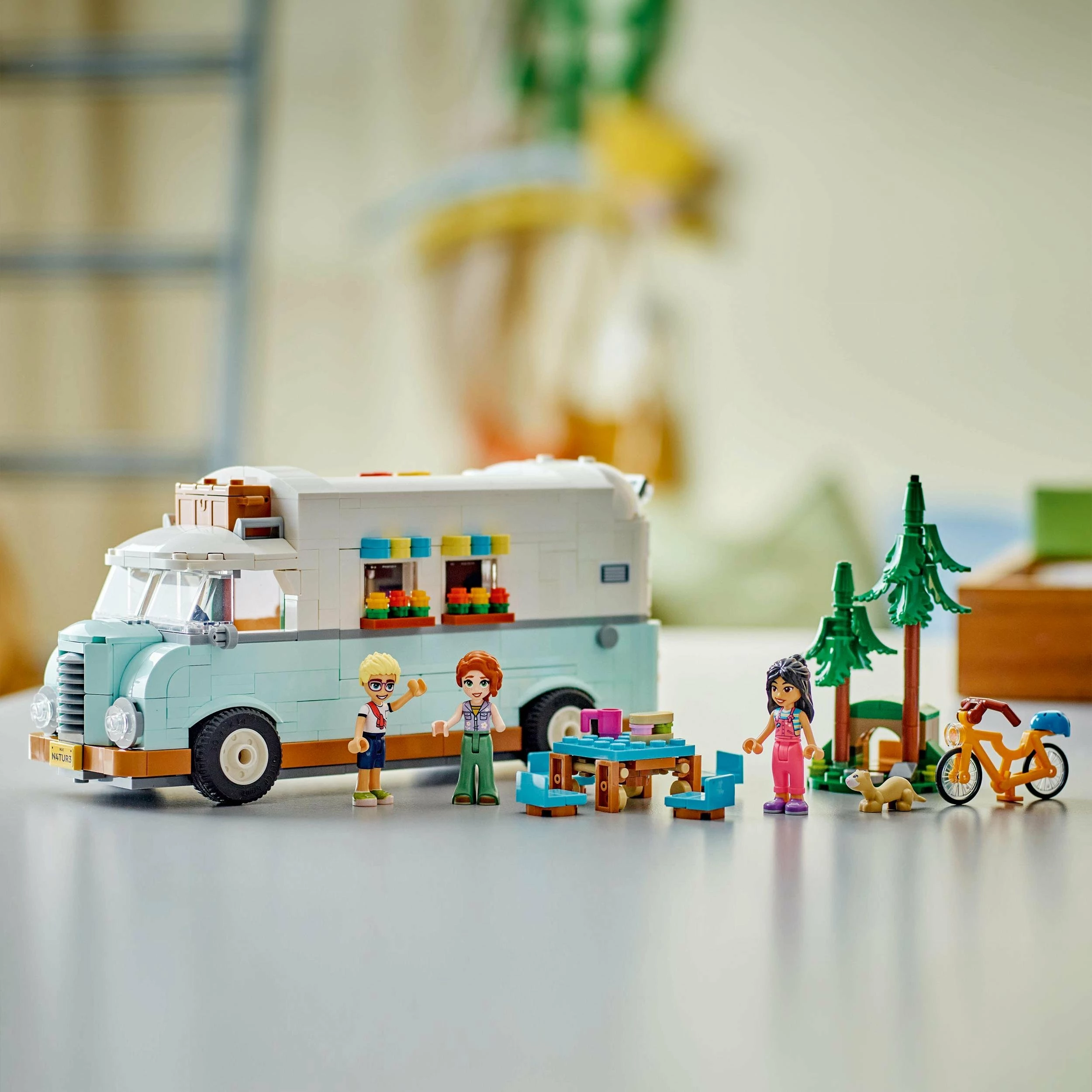 Set LEGO Friends 42663 Adventure in the Friends Camper, 778 copë