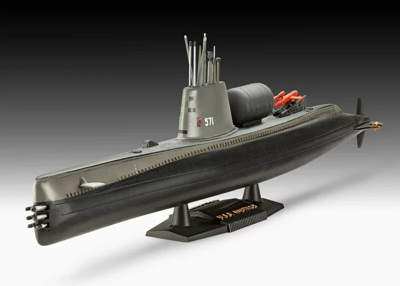 Model plastik Revell U.S.S. Nautilus 1/305, 30 cm, për djem