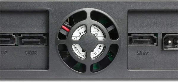 Ventilator aksial DeLOCK 35x35x10 mm, 12V DC, 3-pin, 4800 RPM, i zi