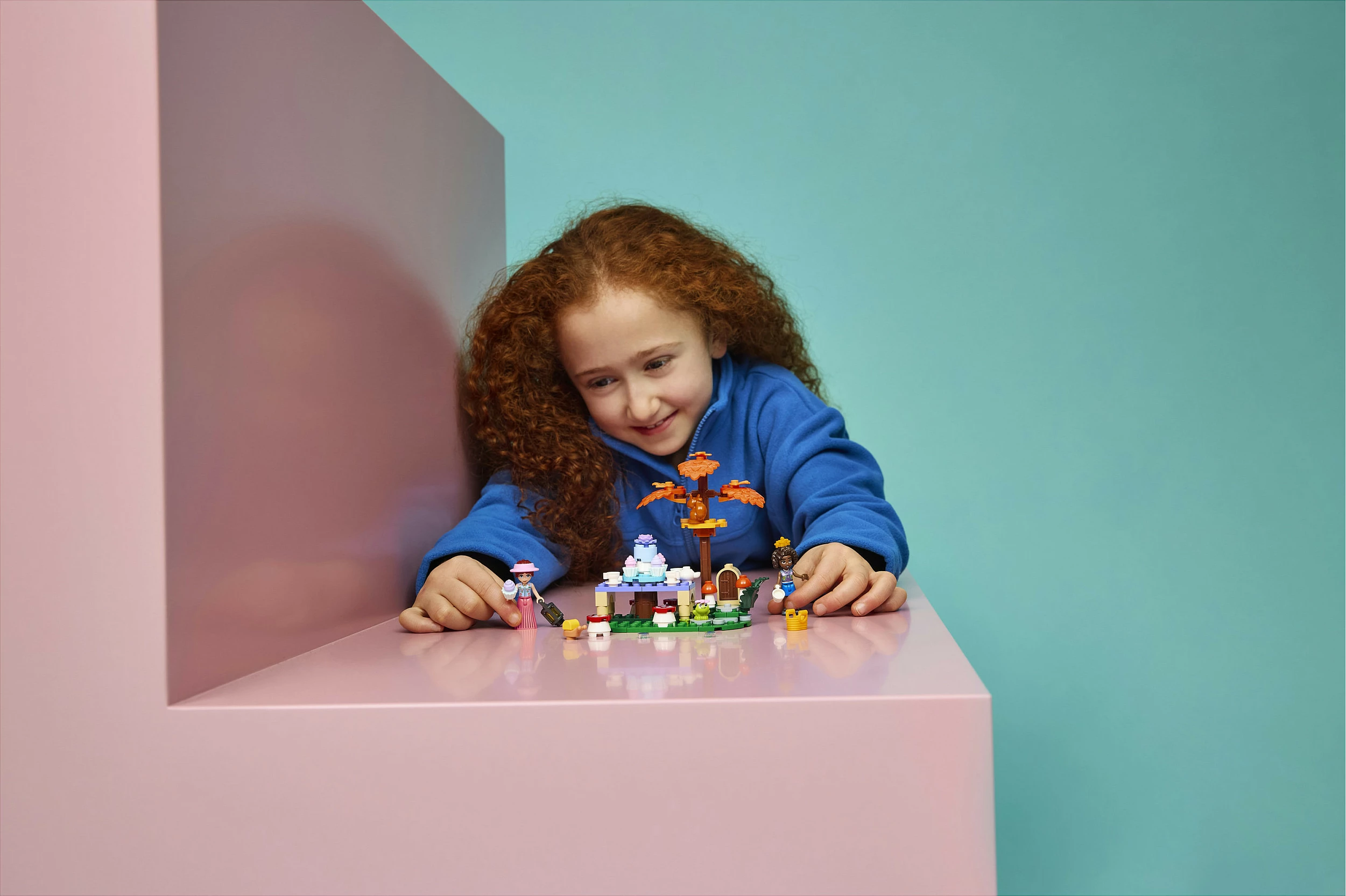 Set ndërtimi LEGO Friends 42690 Tea Party në Pyll, 116 pjesë, 6+ vjet, multikolor
